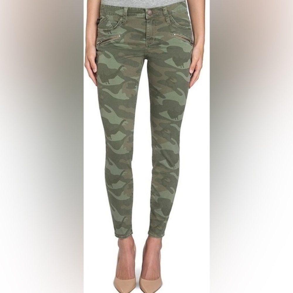 Rock & Republic Camo Pants